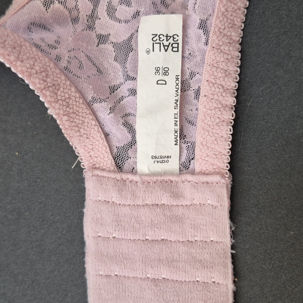 Vintage Bali 3432 Lace Bra Lingerie 36D Pinup - Picture 6 of 9